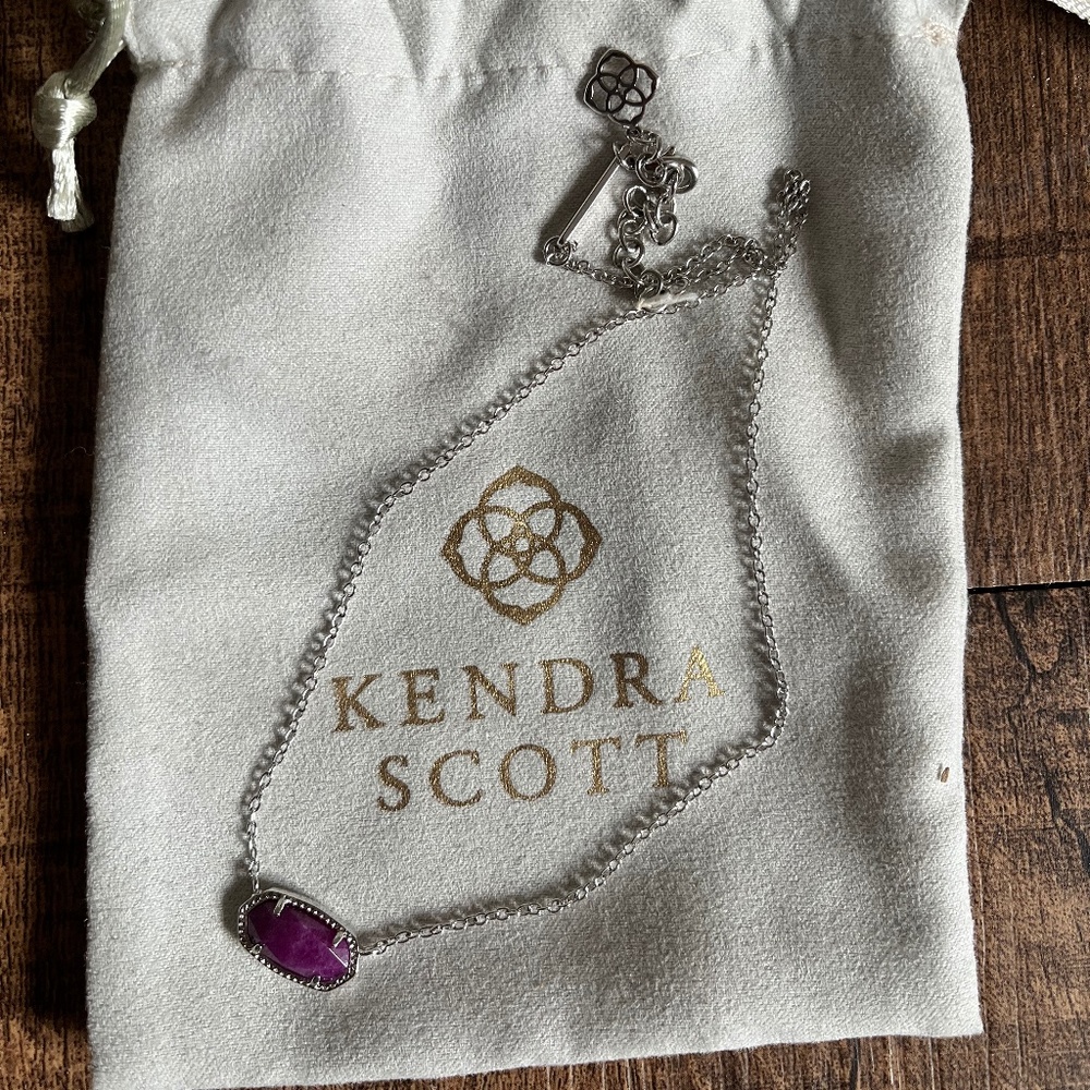 Elisa silver pendant necklace